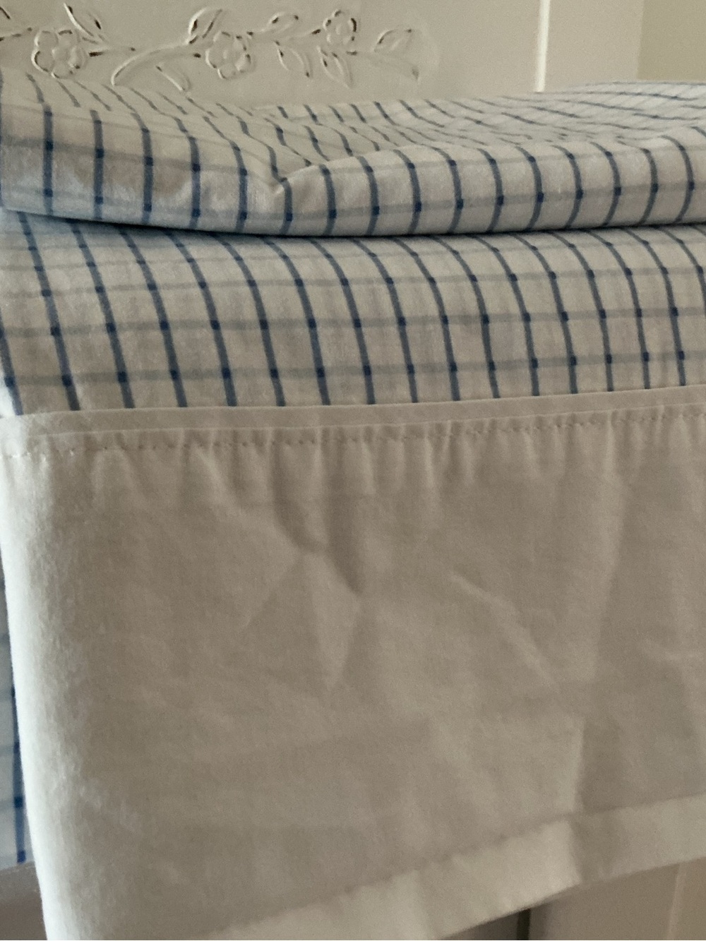 Vintage Martha Stewart Flat Bedsheet - Picture 3 of 11